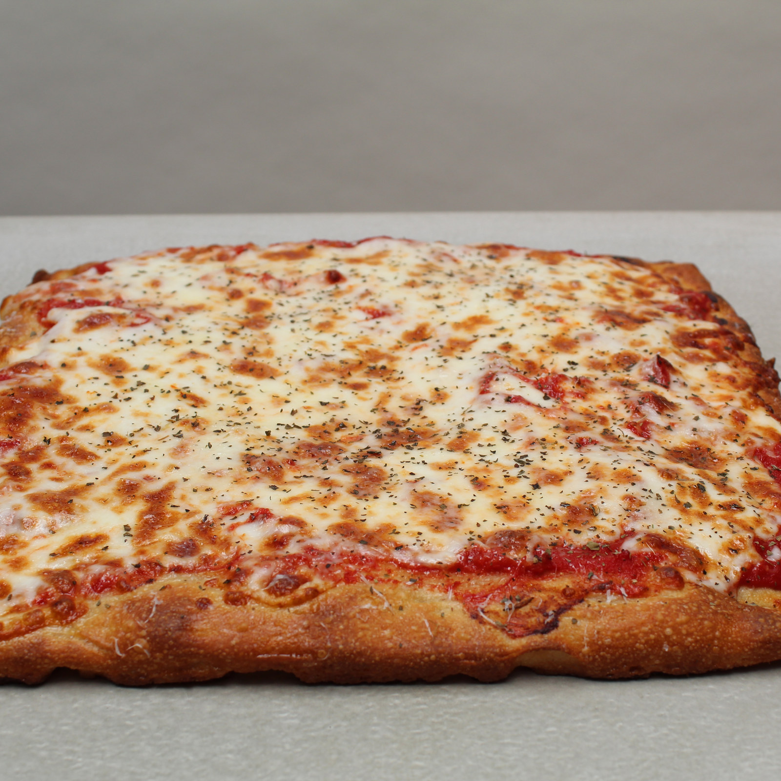Cheese square pizza